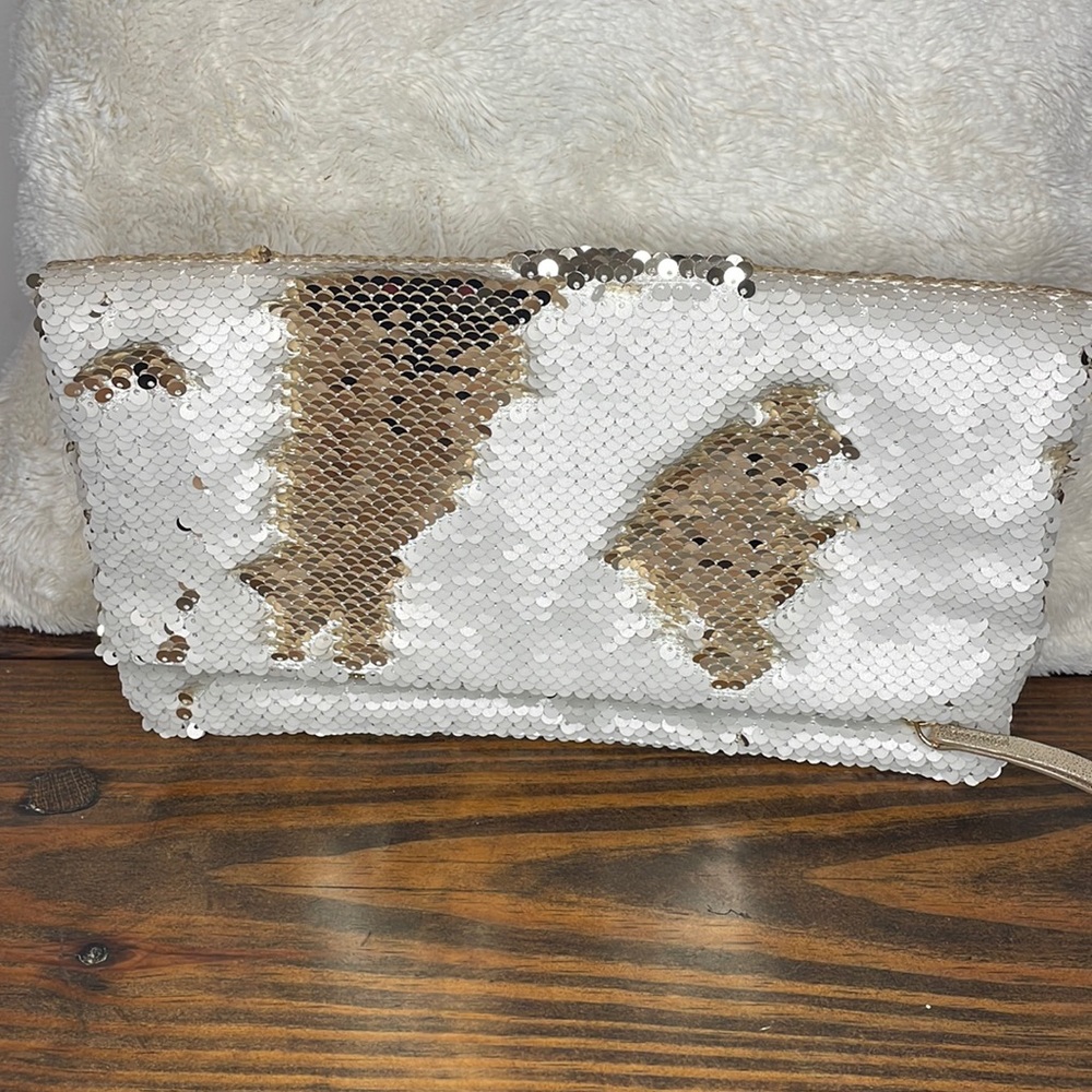 Stella & Dot Reversible Sequin Clutch